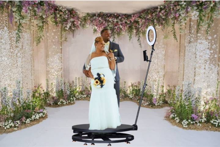 360-photo-booth wedding.jpeg